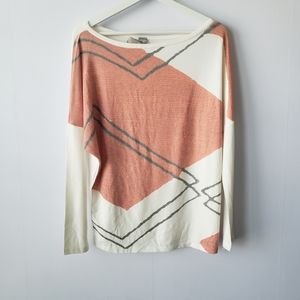Go couture line print tunic sweater size S